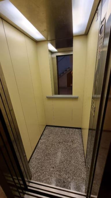 Apartamento Piso En El Centro Con Vistas Al Mar Y Balcon Rosas Exterior foto